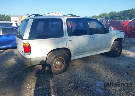 1996 Ford Explorer z USA, uszkodzony, nr VIN 1FMDU32X1TUC01318